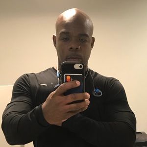 Meet your Posher, Derrick